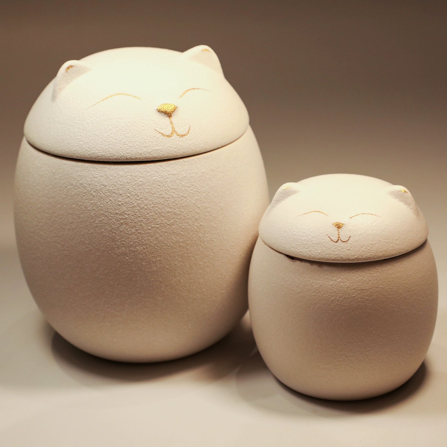 Customizable High-Quality Cat Urns