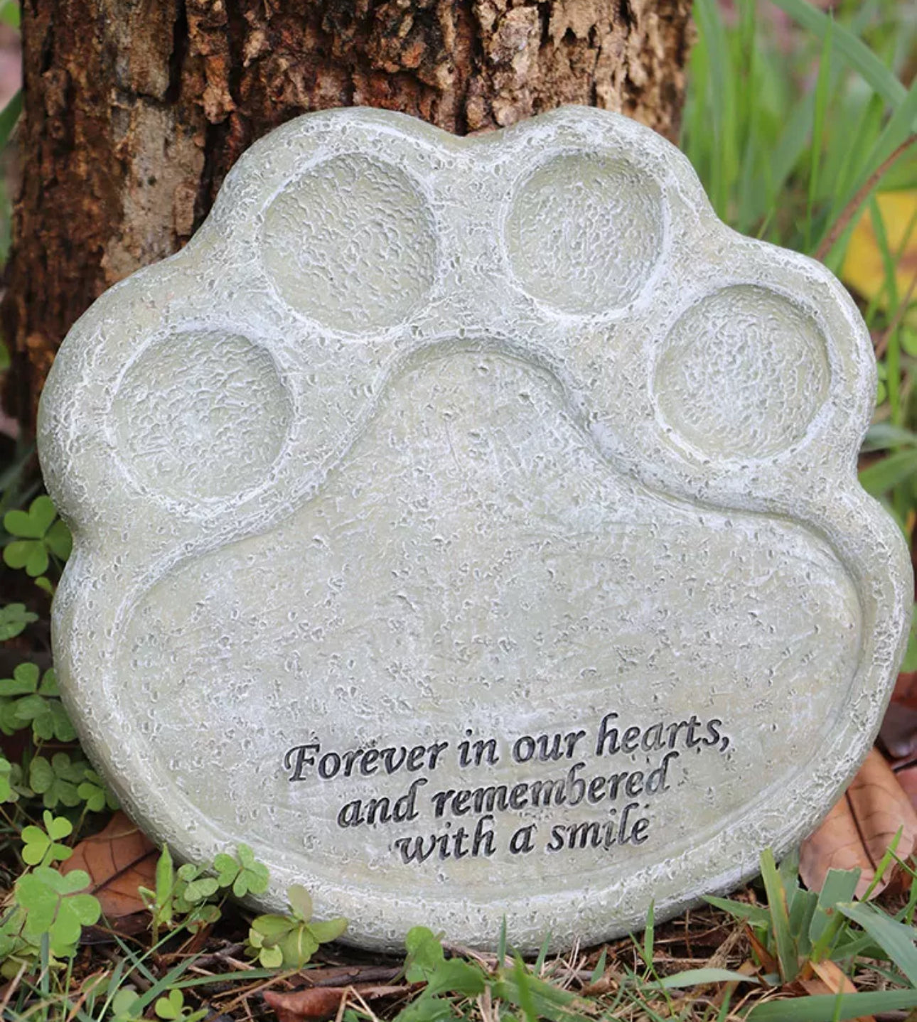 Personalized Paw-Shaped Memorial Stone